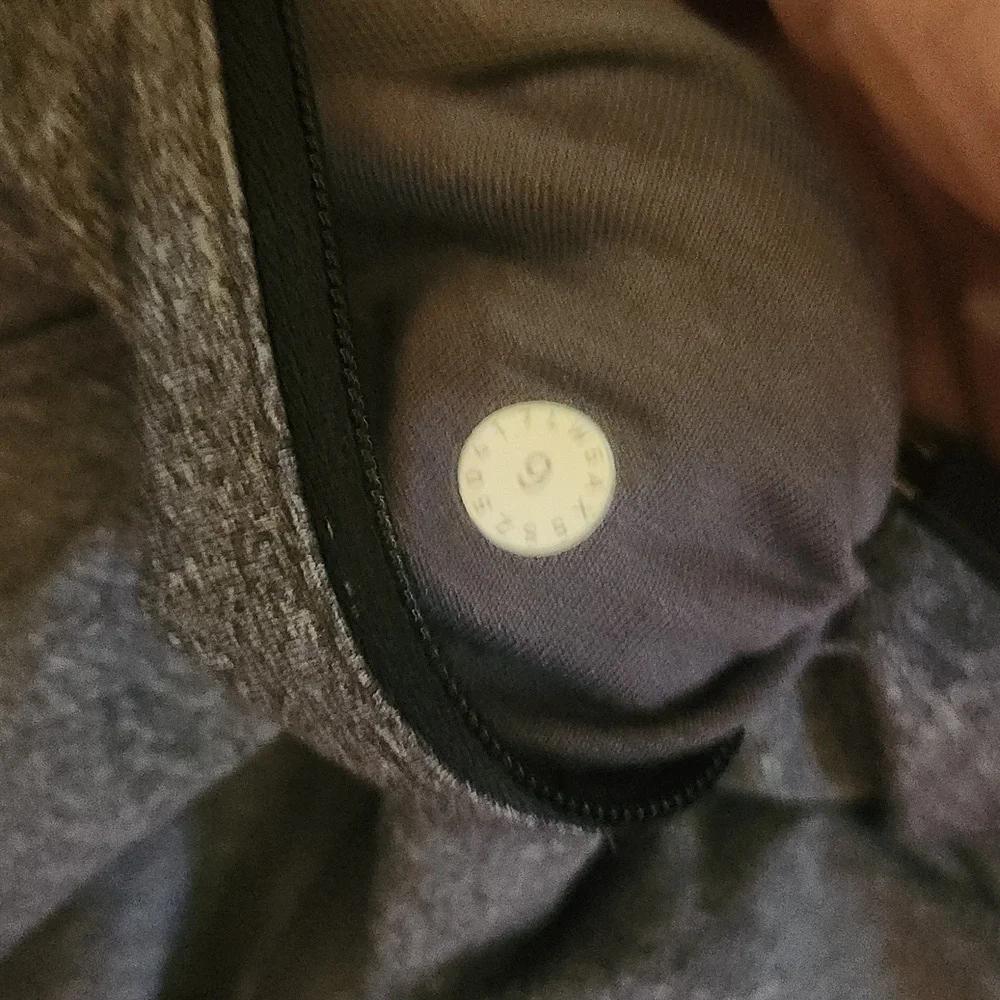 Lululemon Motionful 7/8 Tight 25 Size 6 - Picture 5 of 6